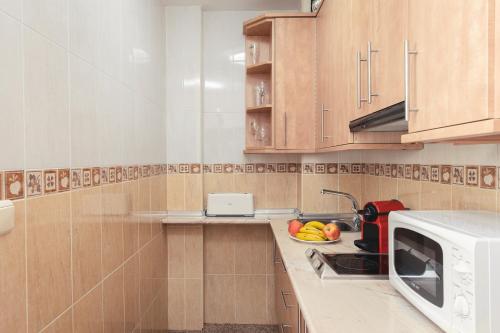 NAC8 - Bonito apartamento con vistas al mar 2 dormitorios, Wifi, 3 Piscinas, Playa a 250 metros