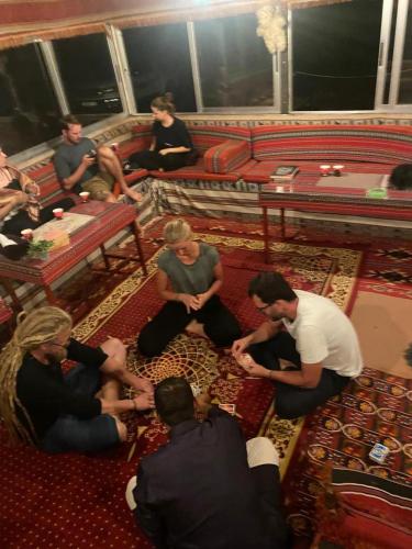 Tetamu yang menginap di Omar Ghazi Camp