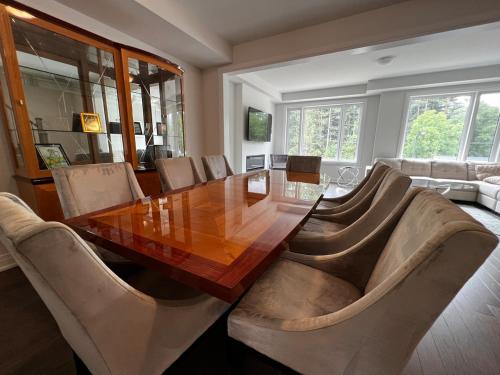 Luxury 4br En Suite Home With High-end Furniture