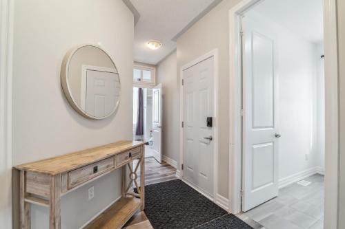 Top Floor Suite In Great Area – Photos 2
