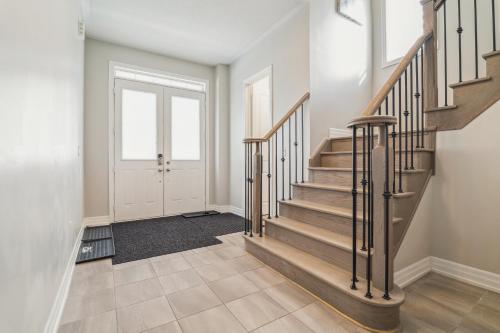 Top Floor Suite In Great Area – Photos 3