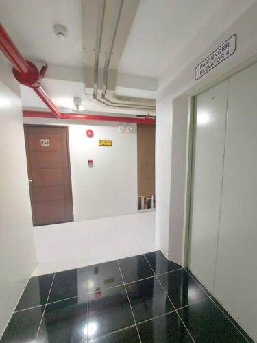Fotografie z fotogalerie ubytování 2BR Condo near Oakridge&IT Park w/WI-FI&Netflix v destinaci Mandaue City
