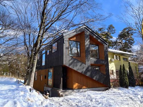 Villa Sono by Hakuba White Fox Company