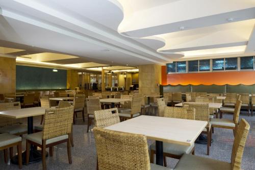 Restoran ili drugo mesto za obedovanje u objektu Ocean Hayline Hotel