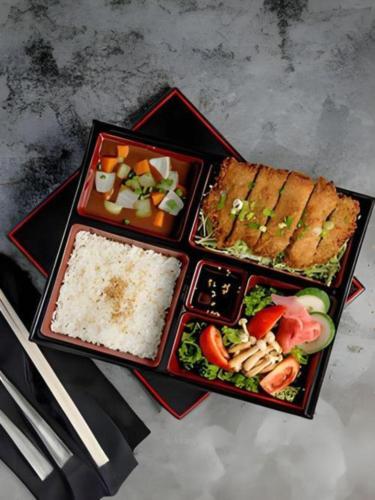 Mad på resortet eller i nærheden