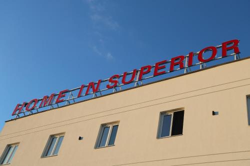 Gambar di galeri bagi home in superior如家 di Surčin