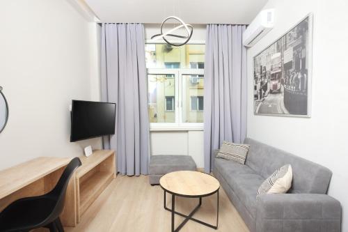 Zenou 24 Downtown Apartment