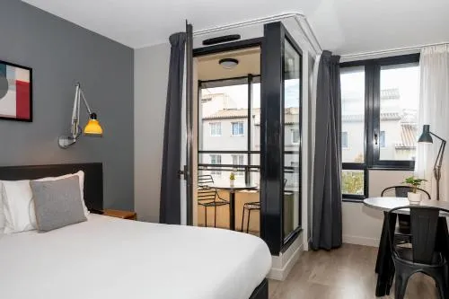 Staycity Aparthotels Marseille Centre Vieux Port photo 9