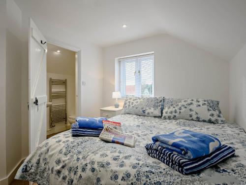 En eller flere senger på et rom på 2 Bed in Long Melford 81320