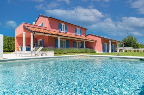 Luxury Villa Rainis Hill Top with pool in Groznjan