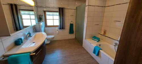 Koupelna v ubytování Ferienhaus Molberting