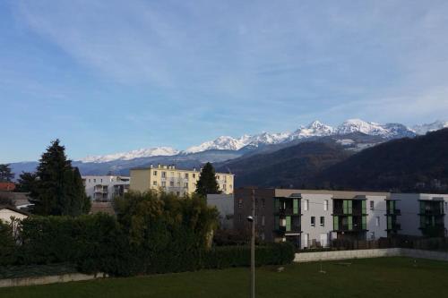 Photo de la galerie de l'établissement Plus qu'à s'installer,pour des séjours télétravail, à Rhut