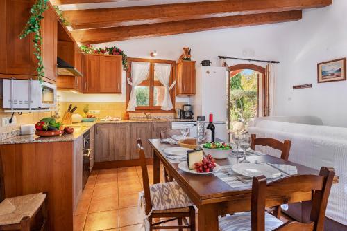 Villa Can Roig Pollensa by JS Villas