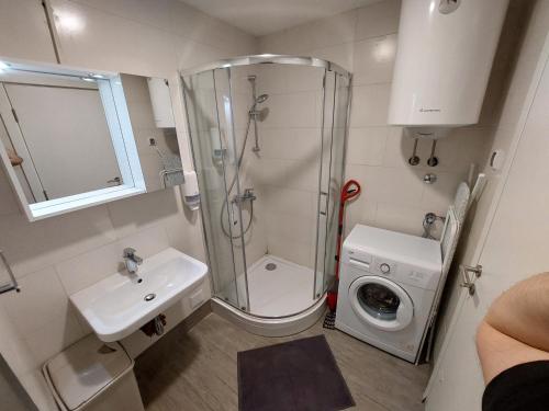 Koupelna v ubytování Apartment Premier 1 A Blok