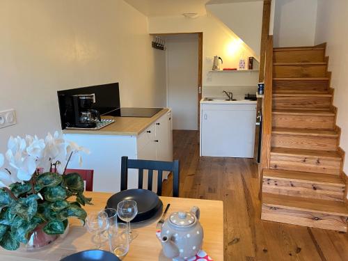 Photo de la galerie de l'établissement Au fil de l'eau - Rivière - Garage pour motos - 4 pers, au Mans