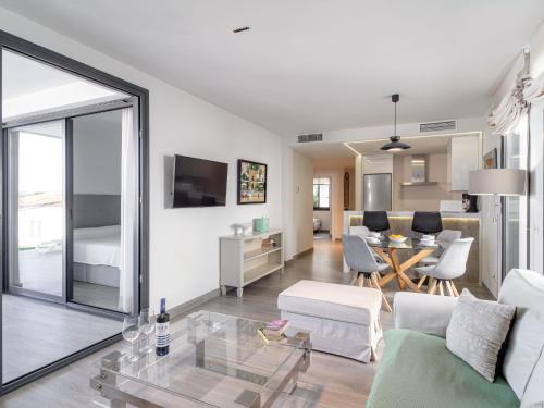 Holiday Home Royal Beach Nerja by Interhome