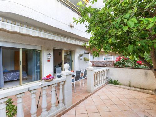 Apartment Cordoba-1 by Interhome