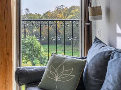 Χώρος καθιστικού στο Apartment Le Château de Kergonano-13 by Interhome