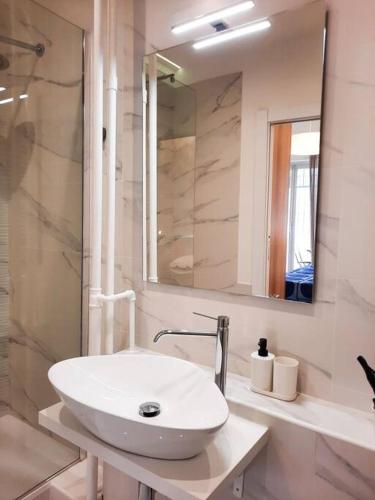 RomAntica Lemon Apartment in San Giovanni