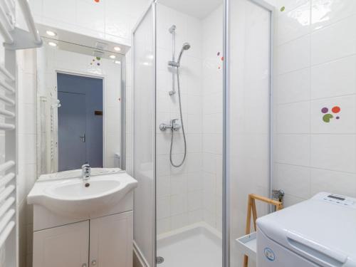 Studio Les Tommeuses - Val Claret-36 by Interhome