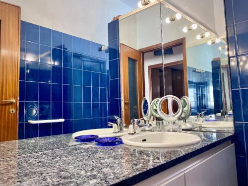 Casa Mirella Milano fiere e moda M4 California self-check-in
