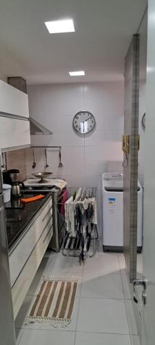 Virtuvė arba virtuvėlė apgyvendinimo įstaigoje Maravilhoso 2 quartos na Praia de Itaparica - Vila Velha