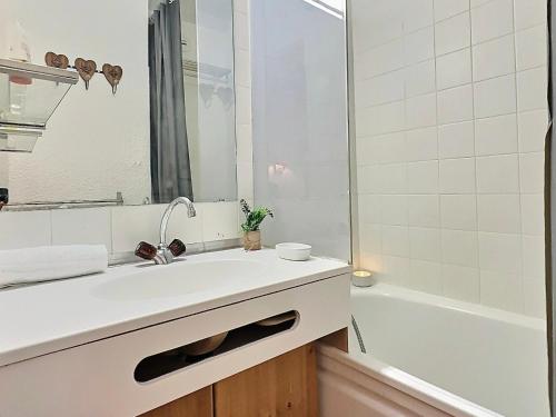 Studio cabine pour 4 au pied des pistes à Tignes, balcon sud
