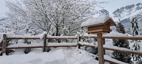 L'établissement Das Kaiserwohl Chalet en hiver