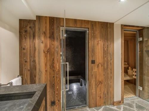 Chalet chaleureux avec SPA proche pistes à Méribel