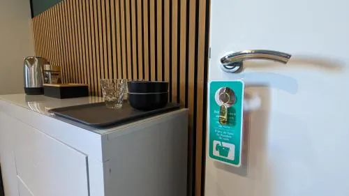 3 ROOMS - Zimmervermietung nähe Flughafen BER - gratis WLAN, Parken & Netflix photo 17