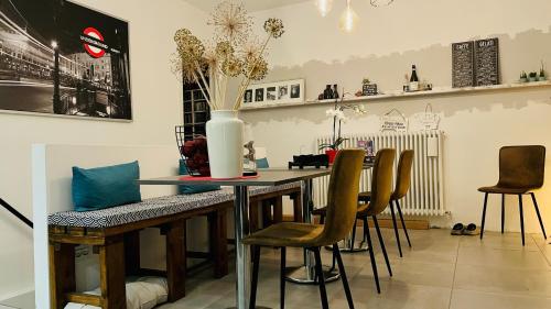 Fotografie z fotogalerie ubytování Cascina GianTino suite Cantina - G A Y - M E N - O N L Y v destinaci Montegrosso dʼAsti