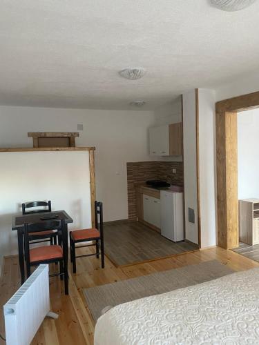 Galería fotográfica de Studio Apartmani V&V en Žabljak