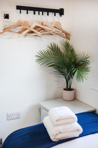 The Heart - Cosy 3 bedroom house with double driveway and Garden in Manchester photo 45