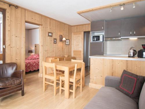 Appartement 2 pièces à 500m des pistes - WiFi inclus - FR-1-449-21