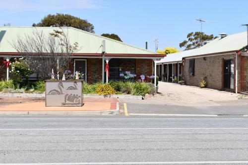 Lake Albert Motel – Photos 2