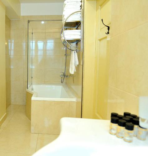 Bagno di Safrano Palace