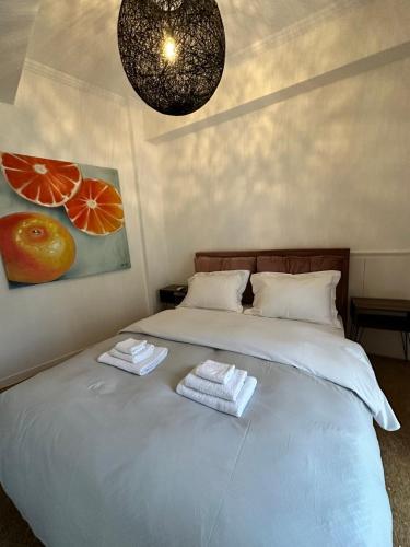 Cozy Apartment at Gazi Square