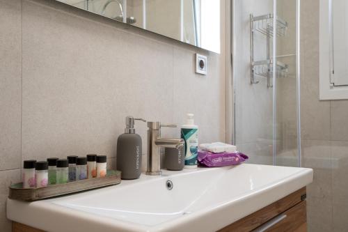 Modern city center apartment - Hilton area/Ilisia