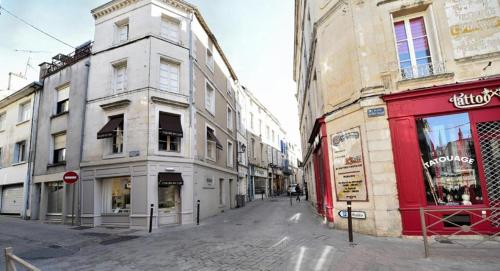 Photo de la galerie de l'établissement Duplex de charme Laguna - Centre Niort Historique, à Niort
