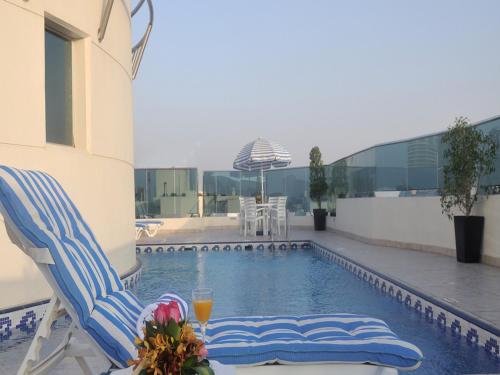  Xclusive Hotel Apartments -  Room  picture :   Tea/Coffee maker    Shower    Bath                           