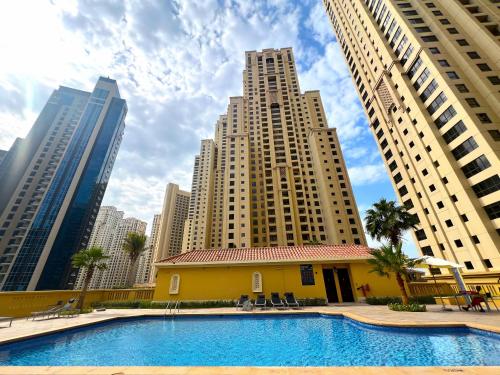 Fotografie z fotogalerie ubytování Rimal 3, Jumeirah Beach Residence - Mint Stay v Dubaji