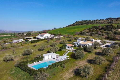 Villa Pinella by Villa Plus – Photos 3