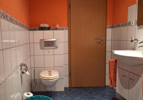 Ένα μπάνιο στο Ferienwohnung Marlene Conrad