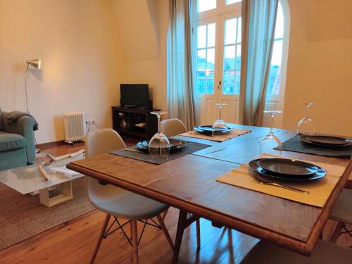 Porto Main Square Penthouse Apartment