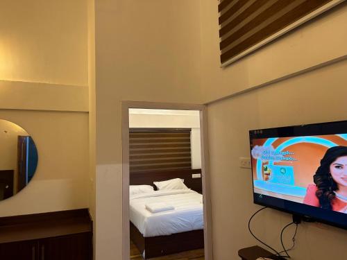 TV a/nebo společenská místnost v ubytování CARROT CREEK RESORT