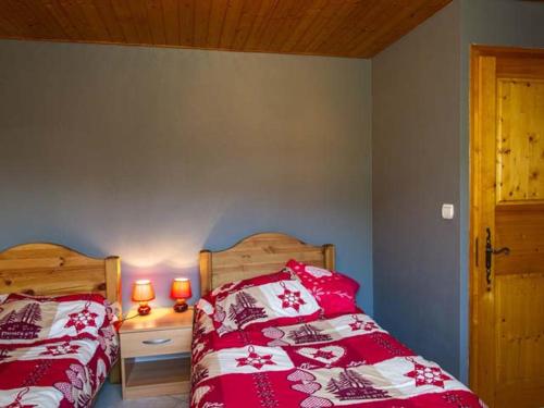 Appartement 3 pièces, 6 pers, près remontées, terrasse, cuisine équipée, 2 ch, animaux admis, WIFI