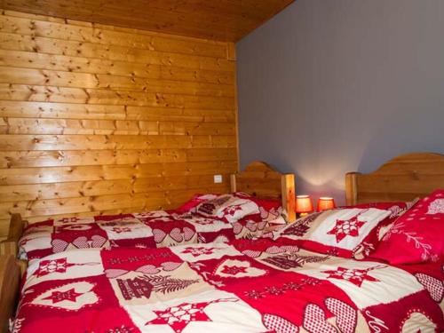 Appartement 3 pièces, 6 pers, près remontées, terrasse, cuisine équipée, 2 ch, animaux admis, WIFI