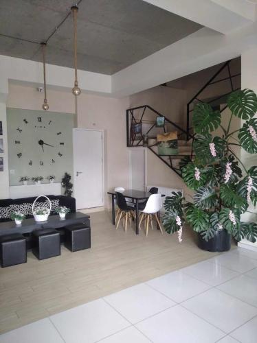 Ruang duduk di Magic Hotel
