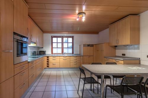 Φωτογραφία από το άλμπουμ του Traumhaus nähe Mainz I 12 Betten I 4 Schlafzimmer I Terrasse I 200m2 I Garten σε Weinolsheim