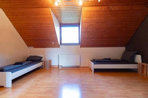 Φωτογραφία από το άλμπουμ του Traumhaus nähe Mainz I 12 Betten I 4 Schlafzimmer I Terrasse I 200m2 I Garten σε Weinolsheim
